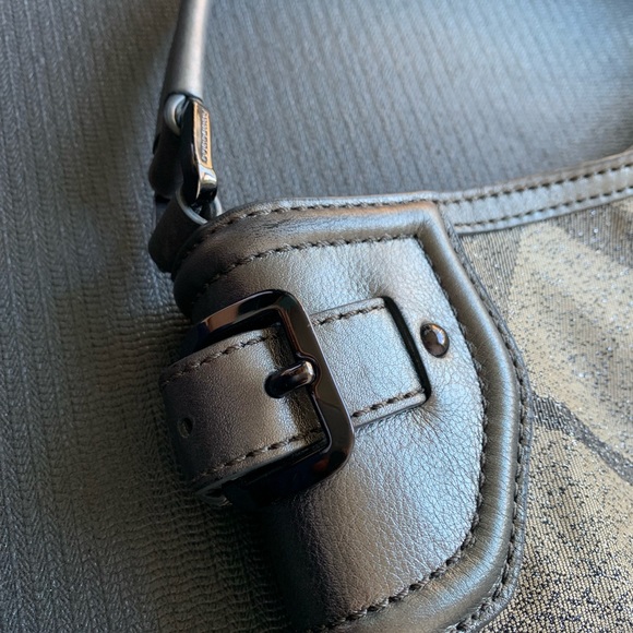 Burberry Purse (Genuine Merch w dust bag), Pewter - Picture 7 of 7